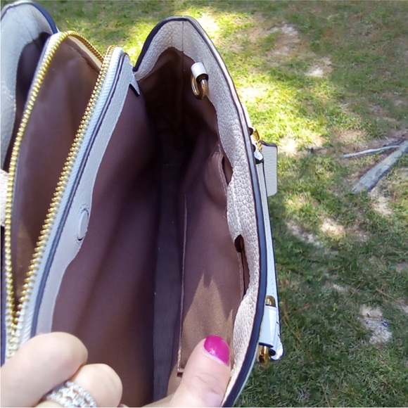 NWT Coach Floral Savannah Small Cossbody Carryall $498 - NO CALLOUTS - Picture 15 of 16